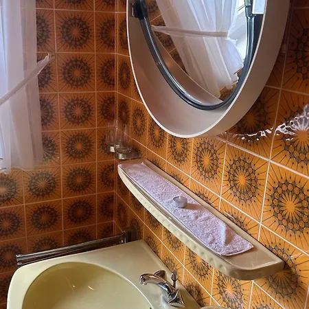 Tabita 1 With 3 If Needed 4 Or 5 * Untermeitingen