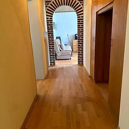 Tabita 1 With 3 If Needed 4 Or 5 Appartement